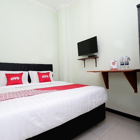 Oyo 1815 Gatsu Residence Semarang Kültér fotó