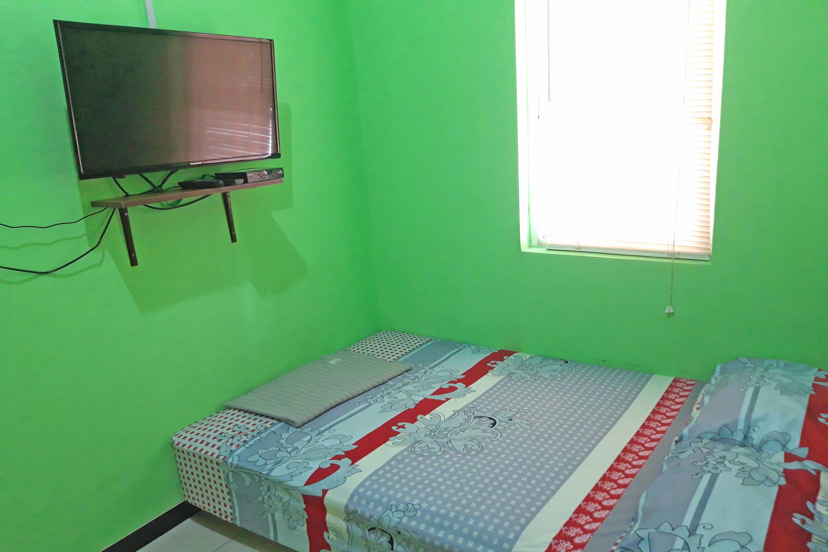 Oyo 1815 Gatsu Residence Semarang Kültér fotó
